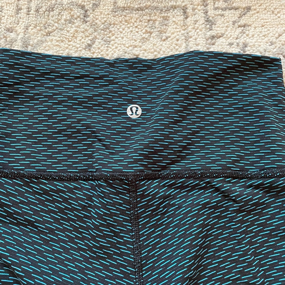 Lululemon Legging - Picture 2 of 2